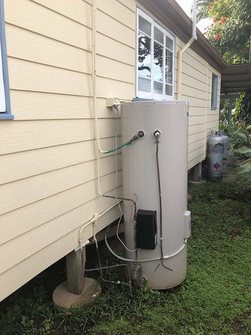 BEFORE- Failed solar hot water system with electric boost